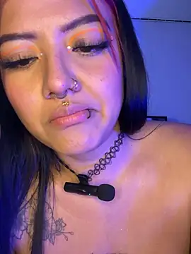 queen of you heart online show from February 2026 11:34:02 PM