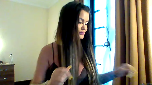 Snapshot of ScottishIvy chatting on January 2026 12:43:02 PM ScottishIvy online show from January 2026 12:43:02 PM