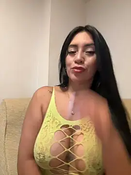 Snapshot of nataliia_queen_ chatting on June 2026 05:01:02 AM nataliia queen online show from June 2026 05:01:02 AM
