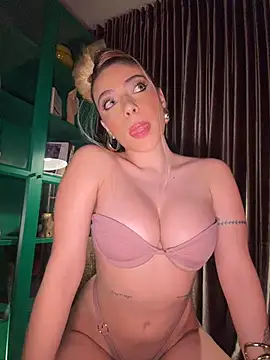 Ginevrafedez online show from March 2026 01:56:01 AM