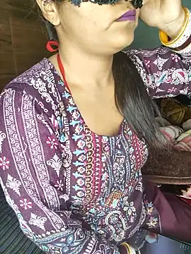 catstar143 online show from February 2026 07:32:02 PM