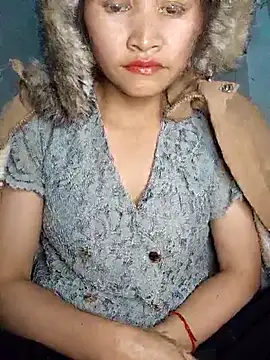 yumyum112 online show from January 2026 05:44:01 AM