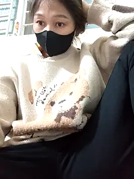 yumyum112 online show from February 2026 10:47:02 AM