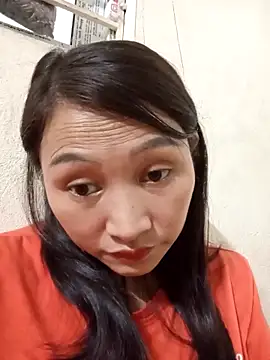 yumyum112 online show from February 2026 12:58:01 PM