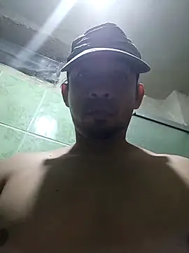 paladito01 online show from March 2026 04:01:02 AM