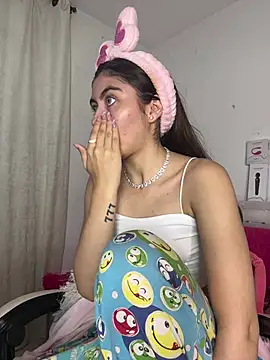 Snapshot of Stormi_th chatting on February 2026 11:52:02 PM Stormi th online show from February 2026 11:52:02 PM