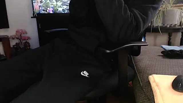 Snapshot of EspanolVato chatting on March 2026 09:43:02 PM EspanolVato online show from March 2026 09:43:02 PM