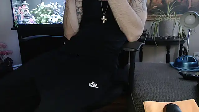 Snapshot of EspanolVato chatting on March 2026 11:08:01 PM EspanolVato online show from March 2026 11:08:01 PM