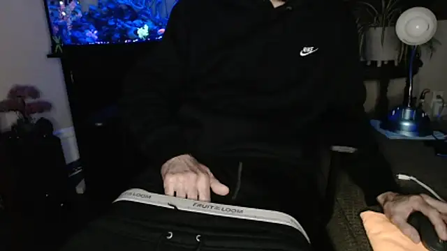 Snapshot of EspanolVato chatting on March 2026 11:37:02 AM EspanolVato online show from March 2026 11:37:02 AM