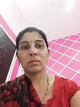 Snapshot of Hot_ree85 chatting on June 2026 03:50:02 AM Hot ree85 online show from June 2026 03:50:02 AM