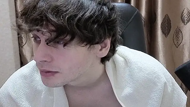 Snapshot of ShyDarko chatting on February 2026 06:00:02 PM ShyDarko online show from February 2026 06:00:02 PM