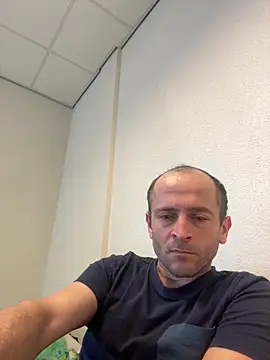 Majestik1 online show from April 2026 11:14:02 AM