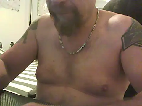 loudandproud online show from February 2026 07:56:01 AM