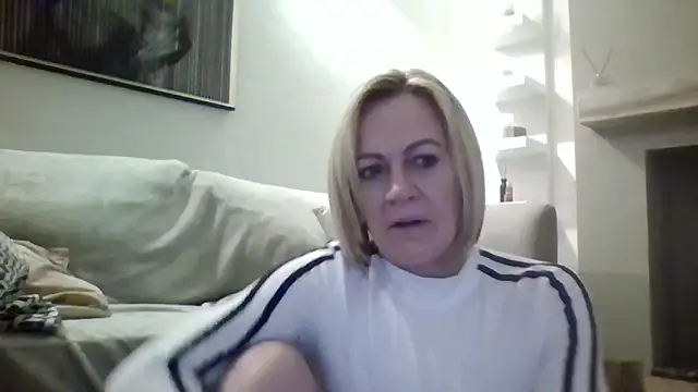 Snapshot of Milfshake227 chatting on March 2026 12:12:01 AM Milfshake227 online show from March 2026 12:12:01 AM