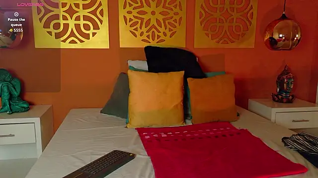 Snapshot of AndyKnoxx chatting on January 2026 02:48:02 AM AndyKnoxx online show from January 2026 02:48:02 AM