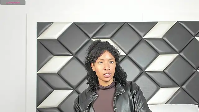 CarlaMarcuzzi online show from January 2026 08:47:02 PM