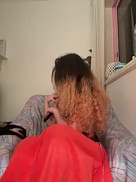 joanaguerreiru online show from May 2026 11:22:01 PM