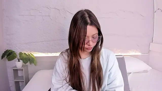 lanna 18  online show from March 2026 11:49:01 AM