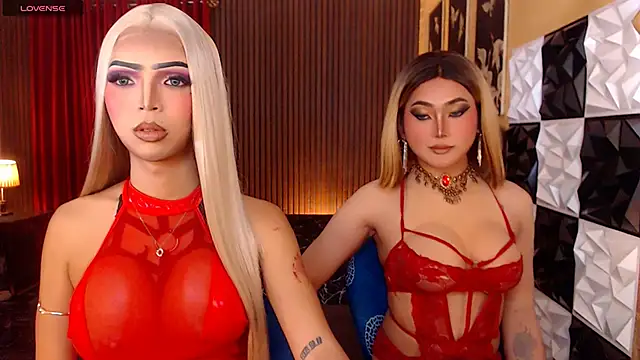 Snapshot of SeductiveJilianTS chatting on February 2026 01:18:01 PM SeductiveJilianTS online show from February 2026 01:18:01 PM