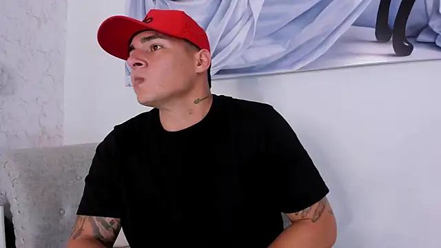 MassimoCo  online show from February 2026 10:49:01 PM