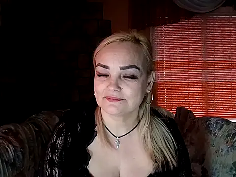 Snapshot of AureliaLove35 chatting on February 2026 07:59:02 AM AureliaLove35 online show from February 2026 07:59:02 AM