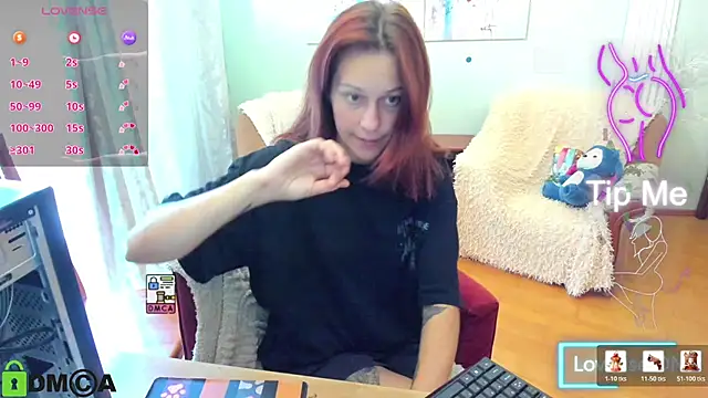 Snapshot of Lily_Viola chatting on June 2026 07:03:02 AM Lily Viola online show from June 2026 07:03:02 AM