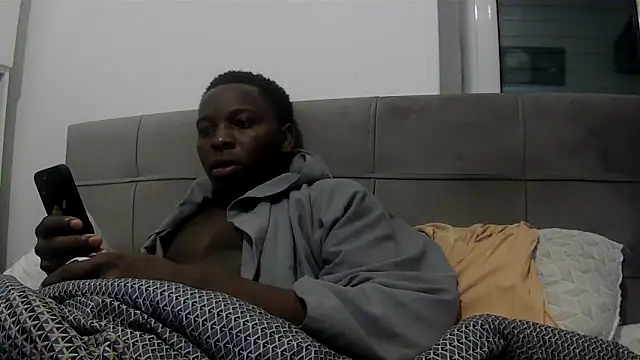 Snapshot of Bigchocco chatting on February 2026 12:17:02 AM Bigchocco online show from February 2026 12:17:02 AM