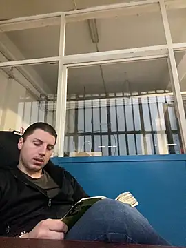 allee2206 online show from April 2026 05:01:02 AM