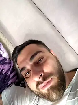 Snapshot of Attila98 chatting on February 2026 09:13:02 PM Attila98 online show from February 2026 09:13:02 PM