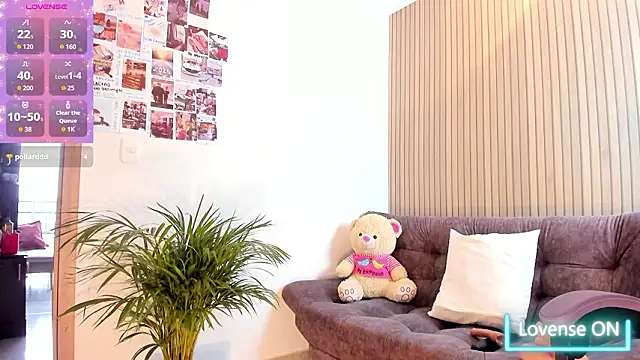 Snapshot of miacoxx_34 chatting on March 2026 12:11:01 PM miacoxx 34 online show from March 2026 12:11:01 PM