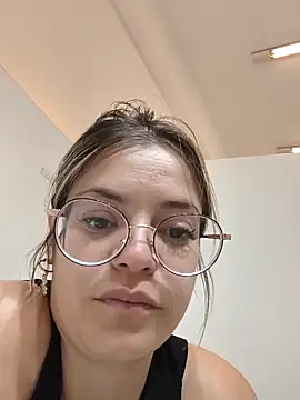 gisequeen online show from February 2026 04:01:01 PM