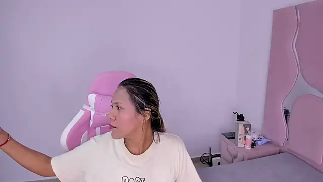 sharithasm online show from April 2026 09:18:02 PM