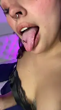 Snapshot of swaghoe_ chatting on February 2026 06:51:02 AM swaghoe online show from February 2026 06:51:02 AM