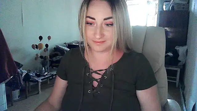 FoxyAnn12 online show from June 2026 11:21:02 AM