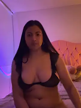 Nina Belle online show from February 2026 03:40:01 AM