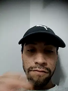 Snapshot of AlejandreBy chatting on January 2026 12:45:02 AM AlejandreBy online show from January 2026 12:45:02 AM