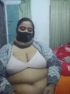 momo loves online show from February 2026 11:14:02 AM