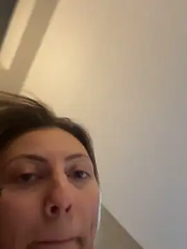 Snapshot of KellyKardashian chatting on February 2026 06:40:02 AM KellyKardashian online show from February 2026 06:40:02 AM