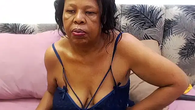 SEXY MATURExx online show from April 2026 12:24:01 PM