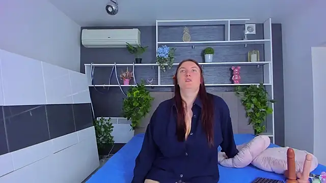 Snapshot of StephieRousee chatting on May 2026 05:36:02 AM StephieRousee online show from May 2026 05:36:02 AM