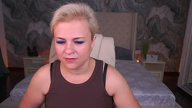 CrystalVibe online show from June 2026 05:45:02 AM