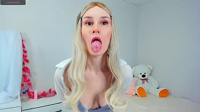 Kirawithvibe online show from March 2026 02:48:01 AM