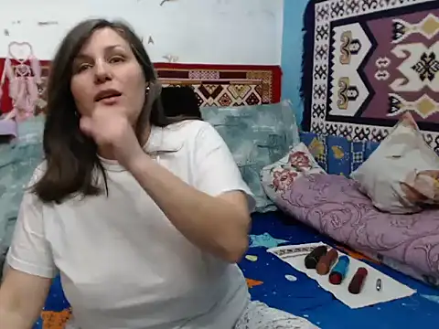 Adelinemilf online show from January 2026 08:30:01 AM