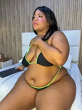 rachell queen  online show from May 2026 06:02:01 PM