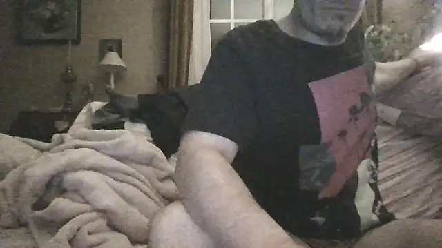 Snapshot of polo48725 chatting on March 2026 01:45:02 AM polo48725 online show from March 2026 01:45:02 AM