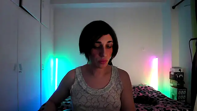 HoneyValentine online show from April 2026 06:46:01 PM