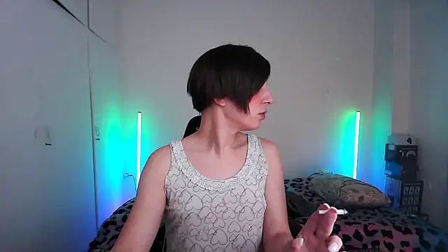 HoneyValentine online show from April 2026 07:03:01 PM