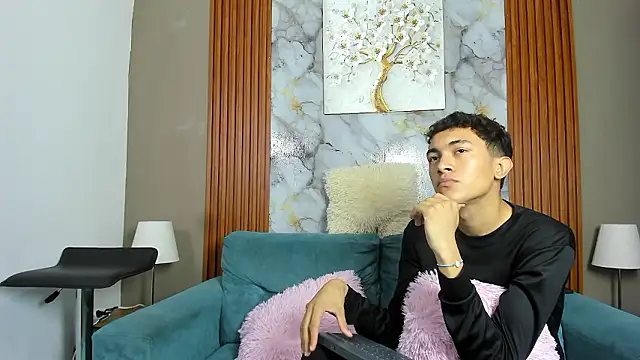 AVENGER BOYS2026 online show from March 2026 07:42:02 PM