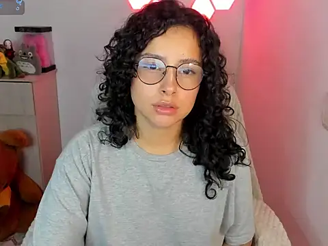 Snapshot of emillyaqua chatting on January 2026 12:14:02 AM emillyaqua online show from January 2026 12:14:02 AM