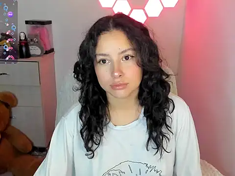 Snapshot of emillyaqua chatting on February 2026 10:58:02 PM emillyaqua online show from February 2026 10:58:02 PM